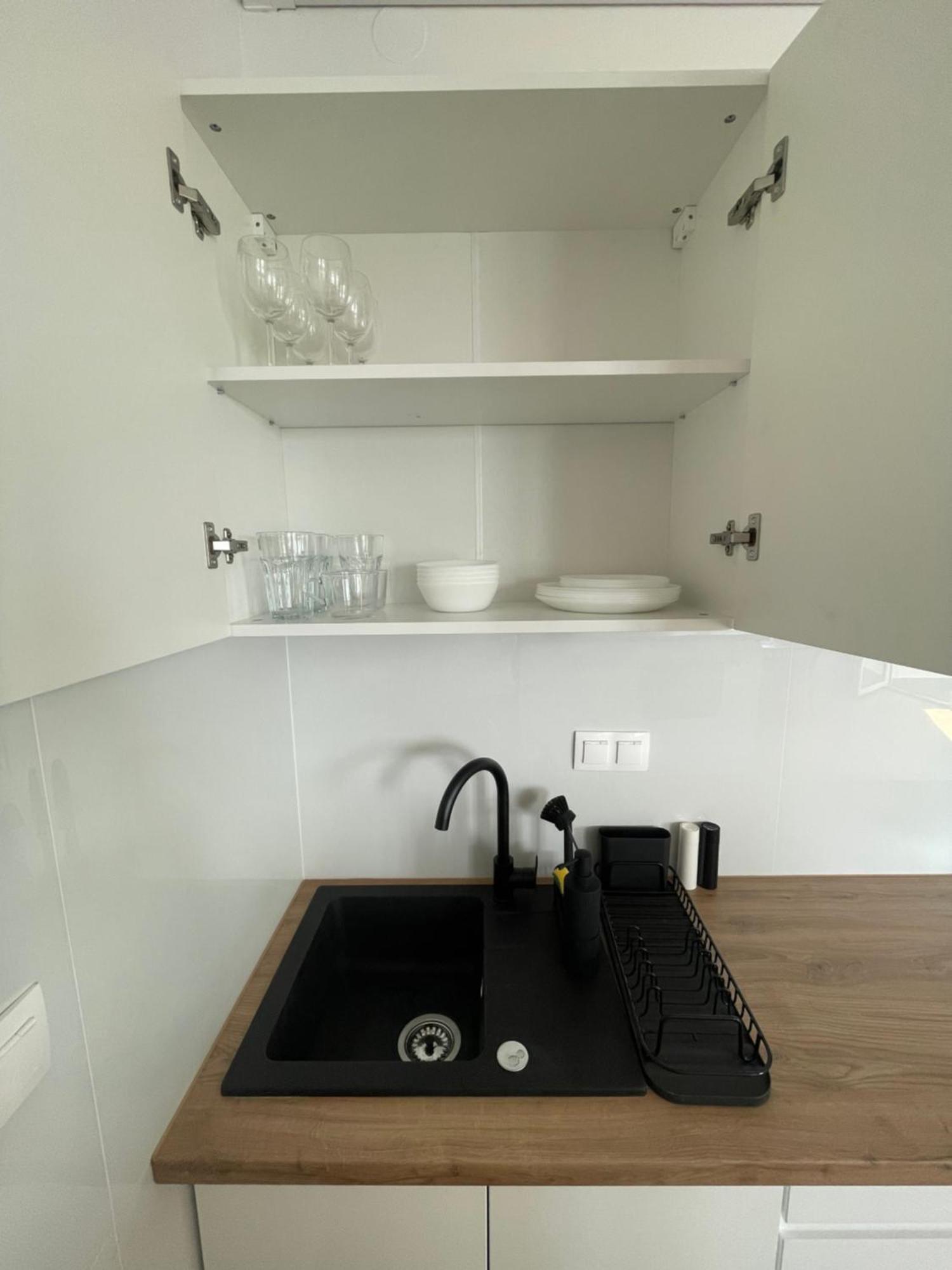 Apartment 2 Pokojowe Mieszkanie, Metro M2, Swietny Widok, Zachody